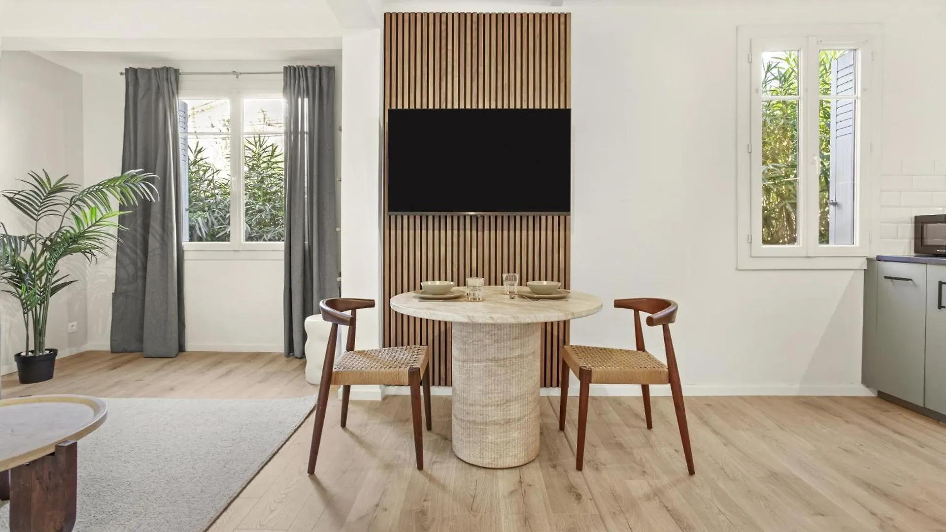 公寓 Appartement Proximite Place Des Lices Avec Parking 圣特罗佩
